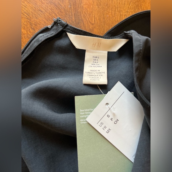 H&M Classic Black Dress, size S - Picture 6 of 11